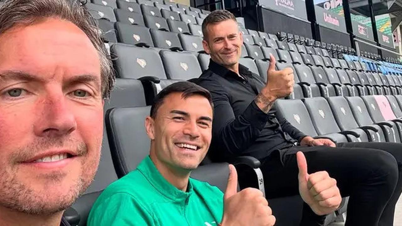 Ini Momen Alex Pastoor dan Pelatih Kiper Timnas Indonesia saat Kunjungi Emil Audero di Italia
