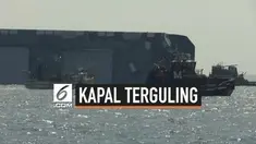 Tim penyelamat Amerika Serikat akhirnya bisa mengevakuasi seluruh awak kapal kargo raksasa yang terguling di lepas pantai negara bagian Georgia. Korban selamat setelah terjebak 35 jam.