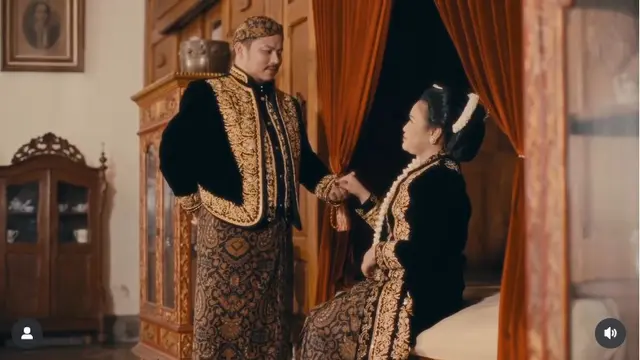 6 Potret Prewedding Boiyen Tema Adat Jawa di Jogja, Elegan Bernuansa Klasik