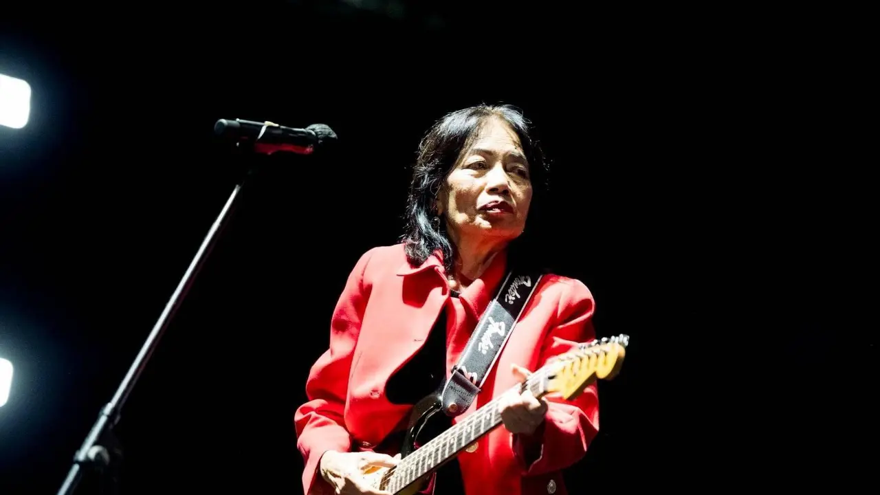 Lies AR Gitaris Band Legendaris Dara Puspita