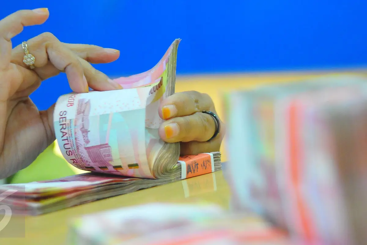 Rupiah-Melemah-Tipis-Atas-Dolar