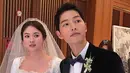 Rona bahagia pastinya tengah dirasakan Song Joong Ki  dan Song Hye Kyo sekarang ini. Keduanya tengah menikmati masa-masanya menjadi pasangan pengantin baru. (Instagram/songjoongkionly)