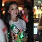 Potret Terbaru Manohara Kini Jadi Bartender (Sumber: Instagram/manodelia)