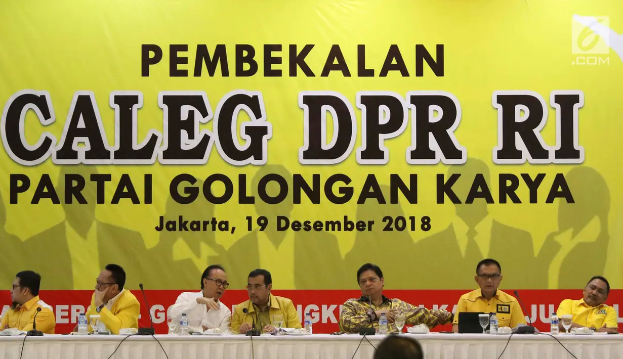 Suasana acara Pembekalan Caleg DPR RI Partai Golongan Karya di Jakarta, Rabu (19/12). Pembekalan diadakan dalam rangka persiapan menghadapi Pemilu 2019 mendatang. (Liputan6.com/Immanuel Antonius)
