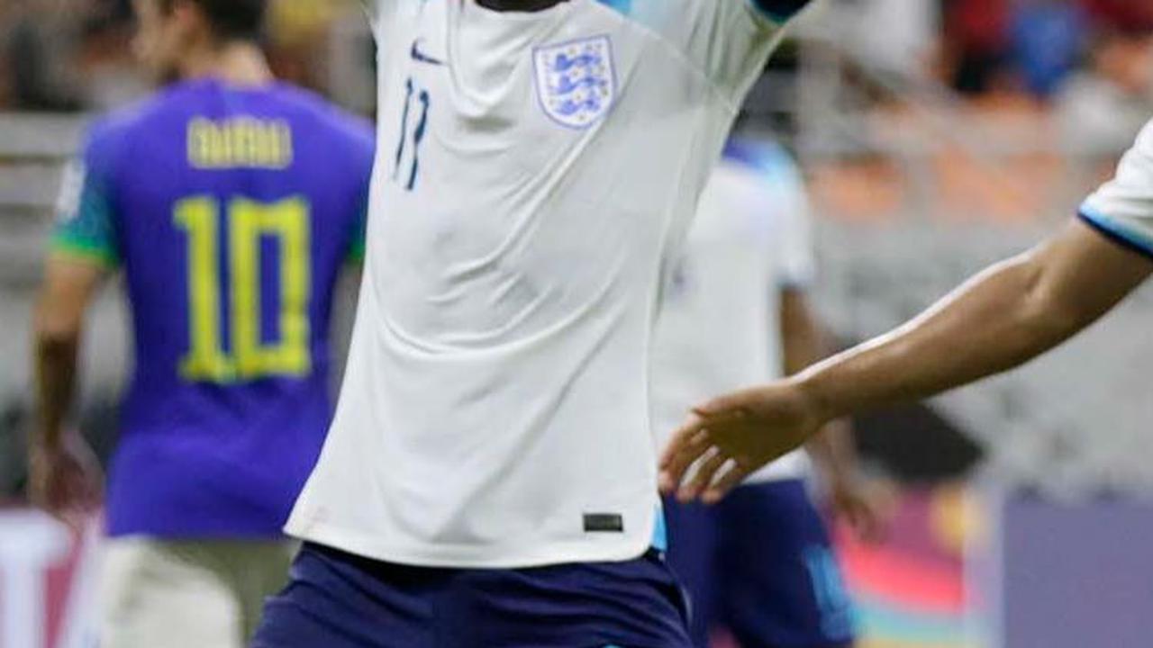 Sementara, satu-satunya gol balasan Inggris dicetak oleh Joel Ndala.