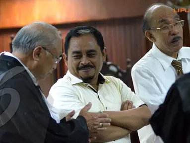[FOTO] Luthfi Hasan Dituntut 18 Tahun Penjara, Denda Rp 1,5M