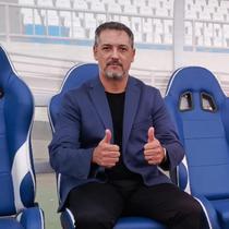 Marcos Santos, pelatih Arema FC di BRI Super League 2025/2026 asal Brasil. (Dok. ileague.id)