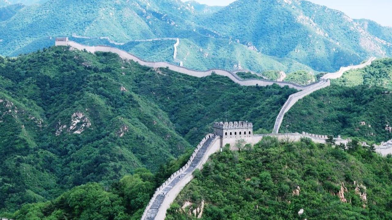 5. China daratan yang terdiri dari banyak etnis memiliki 302 bahasa dan berada di peringkat kelima.