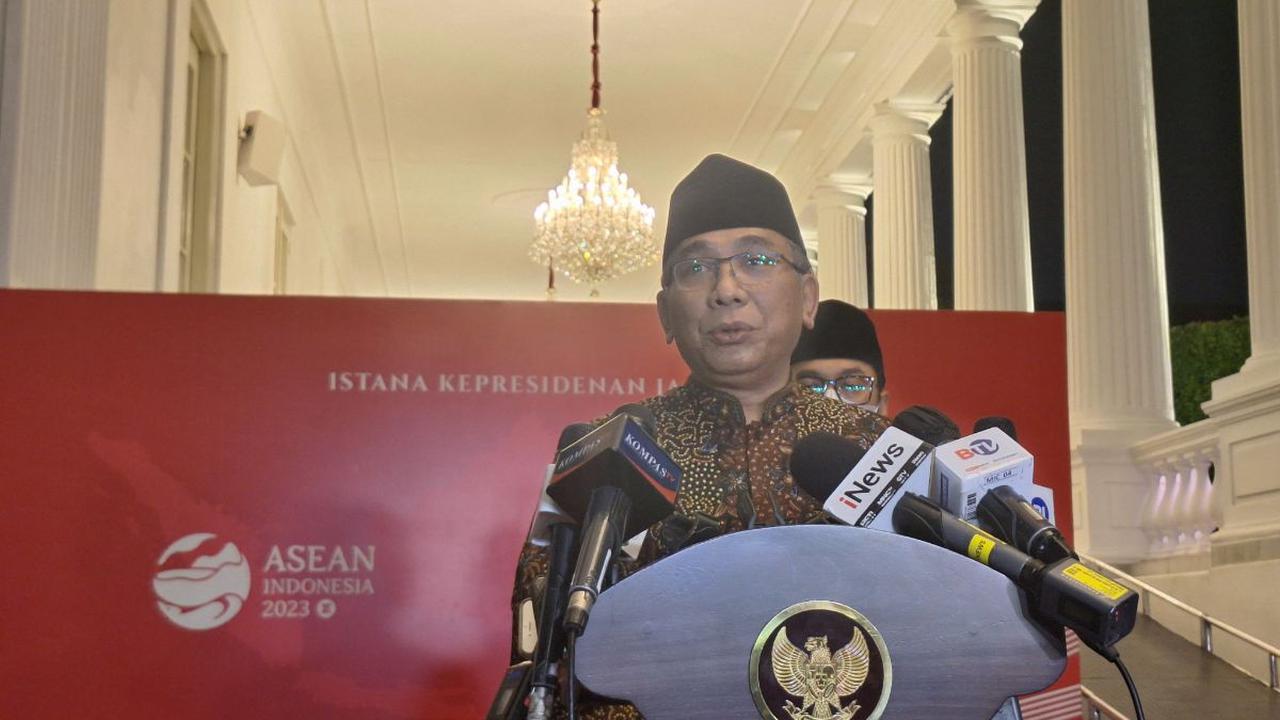 Ketua Umum Pengurus Besar Nahdlatul Ulama (PBNU) Yahya Cholil Staquf atau Gus Yahya menegaskan akan memberikan sanksi kepada pengurus yang mengatasnamakan NU untuk kegiatan politik praktis.&nbsp;