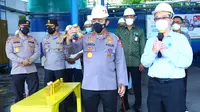 Tinjau Pabrik Minyak Goreng di Bali, Kapolri Pastikan Stok dan Harga Sesuai HET
