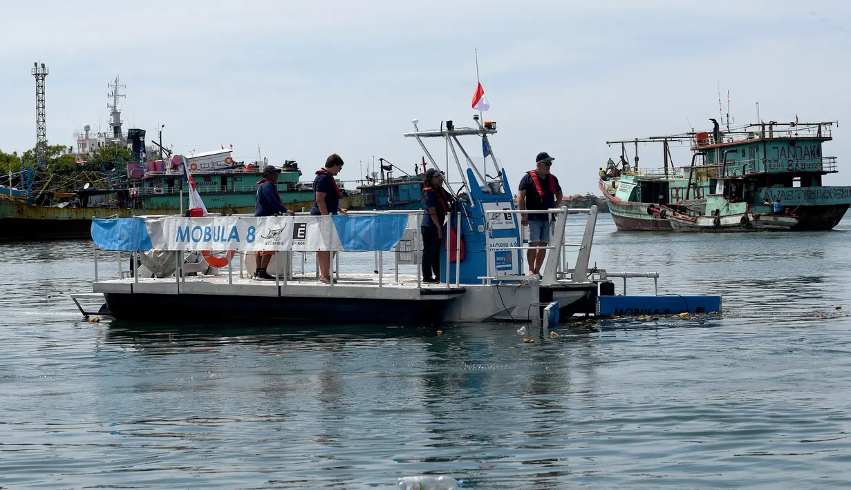 Bali mendapat kesempatan pertama menjajal Mobula 8 lantaran dianggap sebagai citra Indonesia di mata dunia internasional. (SONNY TUMBELAKA/AFP)