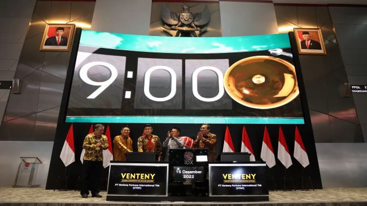 PT Venteny Fortuna International Tbk mencatatkan saham perdana dengan kode saham VTNY pada Kamis,  (15/12/2022) (Foto: BEI)
