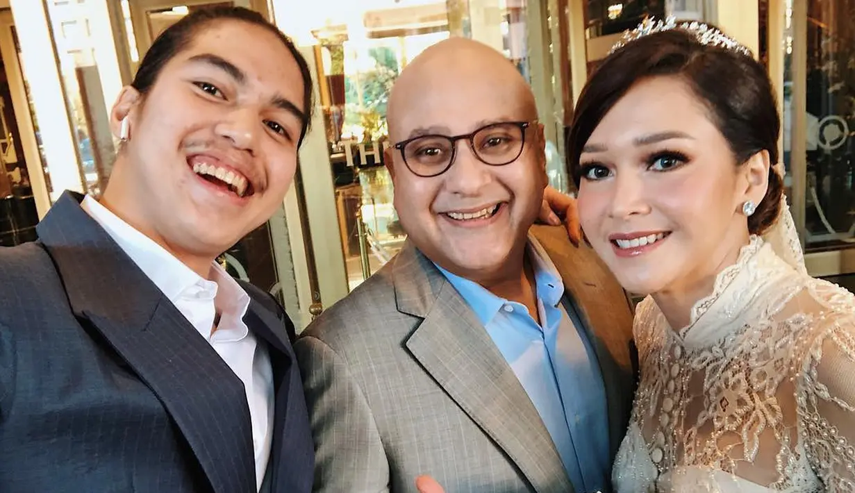 (instagram/elelrumi)