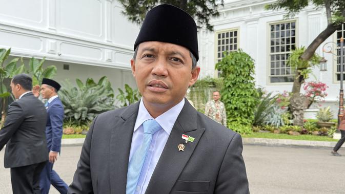 Bertemu Jokowi di Solo, Sekjen PSI Raja Juli Ngaku Dapat Nasihat Bergizi