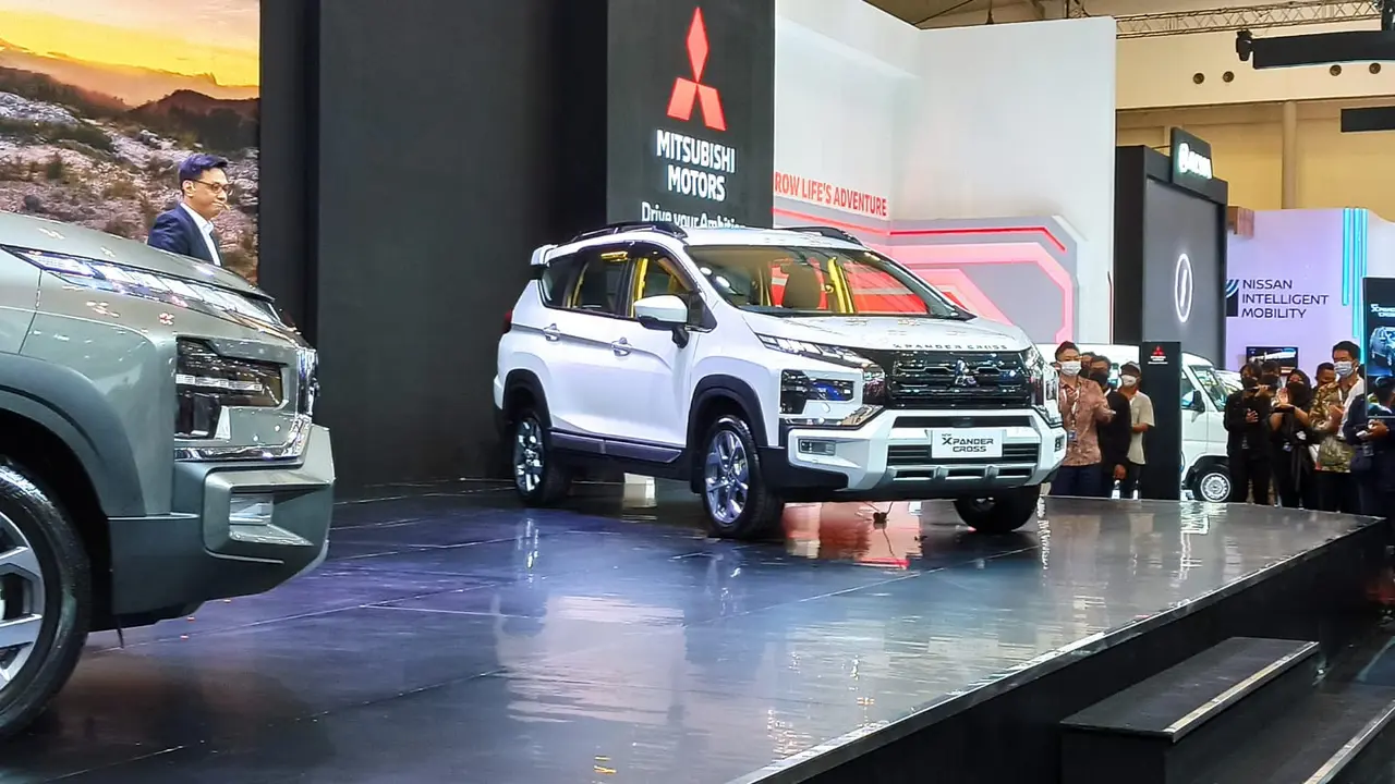 New Mitsubishi Xpander Cross di GIIAS 2022. (Liputan6.com/Arief Aszhari)
