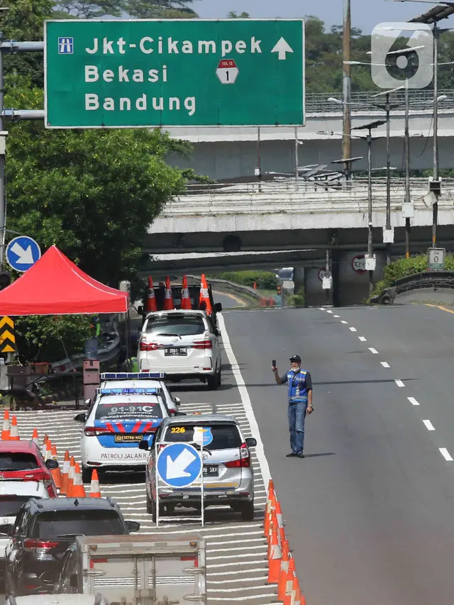 Penutupan Jalan Tol Dalam Kota ke Tol Cikampek