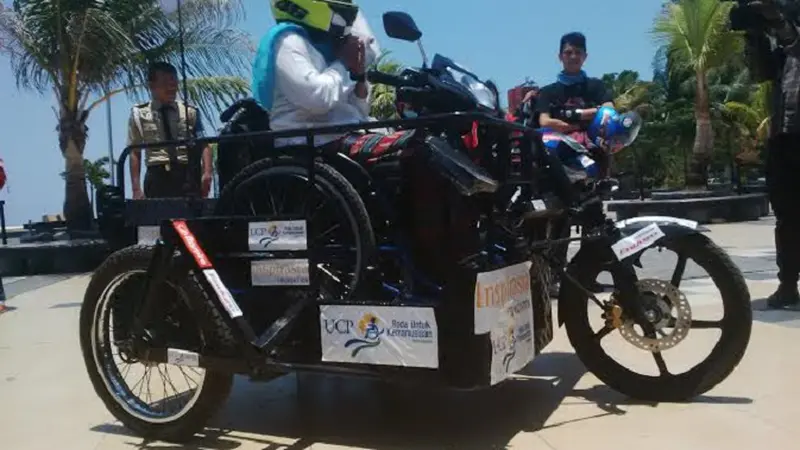 Dengan Motor, Penyandang Disabilitas Jelajah Sulawesi 