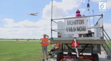 Setahun sekali, sebuah bandara kecil di Wisconsin Timur menjadi bandara tersibuk di dunia. 