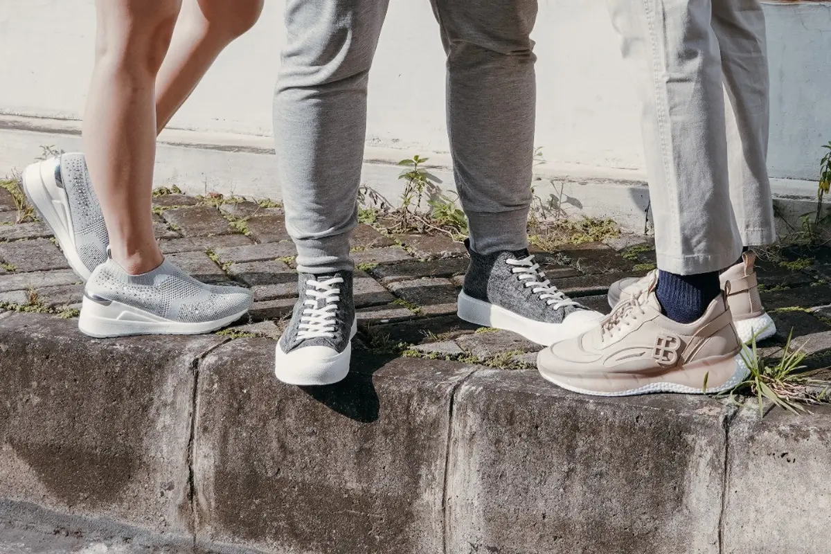 Koleksi Sneakers