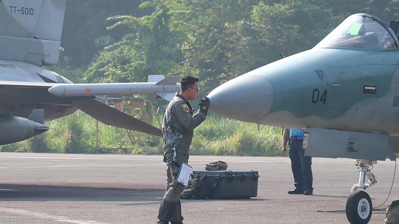 FOTO: Demo Udara HUT ke-80 TNI Sukses, Pangkoopsudnas Apresiasi Profesionalisme Personel