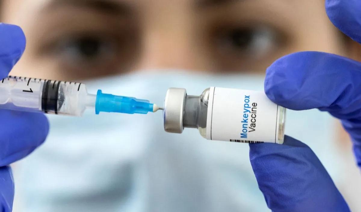 Selanjutnya, Kementerian Kesehatan juga akan melakukan vaksinasi Monkeypox terutama pada populasi yang paling berisiko.&nbsp;<br>