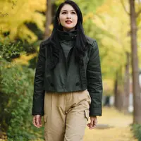 Sandra Dewi kerap tampil menawan di berbagai kesempatan. Lihat saja momen liburannya di Korea, banyak netizen yang menilai jika Sandra Dewi mirip eonni Korea. [Foto: instagram.com/sandradewi88]