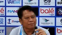 Isenmulang Kalteng FC harus menelan kekalahan 0-4 dari Arema FC. Usai laga, Mundari Karya menyoroti sejumlah kendala yang dihadapi tim, mulai dari pengurangan poin hingga dampak karhutla.
