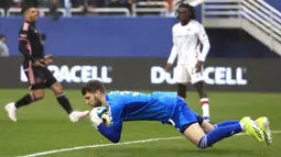 Maarten Paes yang kelahiran Nijmegen merupakan produk Akademi Sepak Bola NEC Nijmegen sejak 2012/2013 yang akhirnya dipromosikan ke tim utama pada 2019/2020. (AFP/Getty Images/Carmen Mandato)