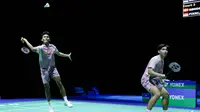 Ganda putra Indonesia Muhammad Shohibul Fikri/Daniel Marthin meraih tiket perempat final Swiss Open 2025. Fikri/Daniel menumbangkan Andreas Sondergaard/Jesper Toft dari Denmark 21-15, 20-22, dan 21-19 di St. Jakobshalle, Basel, Kamis (20/3).&nbsp;(foto: PBSI)