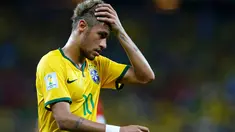Ekspresi penyerang Brasil, Neymar, usai ditahan imbang Meksiko di penyisihan Piala Dunia 2014 Grup A, Estadio Castelao, Brasil, (18/6/2014). (REUTERS/Marcelo Del Pozo)