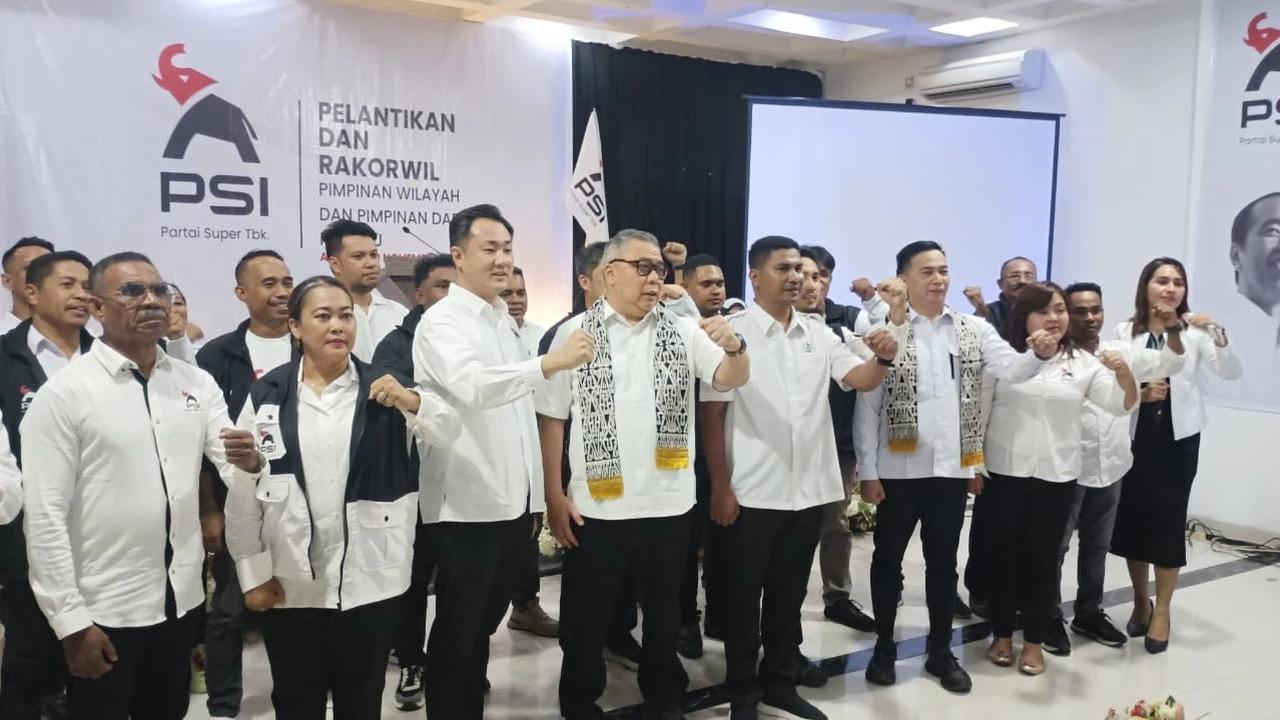 Ketua Harian DPP PSI, Ahmad Ali saat membuka Rakorwil PSI Maluku di Ambon