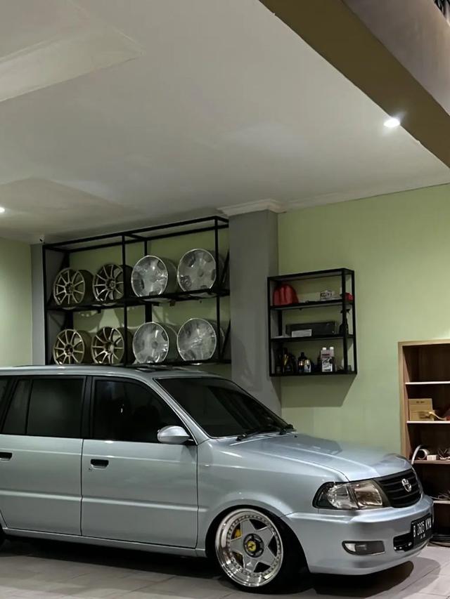 12 Potret Modifikasi Kijang Kapsul, Tiada Dua dan Tua