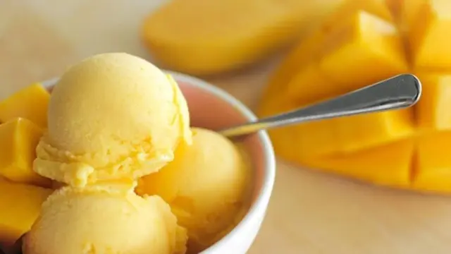 5 Resep Olahan Es Berbahan Dasar Mangga untuk Buka Puasa, Segar dan Nikmat