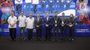 Menpora Zainudin Amali (keempat kiri) bersama Ketua Umum KONI Pusat Marciano Norman (ketiga kiri) dan Ketua Umum PSSI Mochamad Iriawan (keempat kanan) foto bersama saat pembukaan Kongres Biasa PSSI 2023 di Jakarta, Minggu (15/1/2023). Kongres Biasa PSSI 2023 membahas beberapa agenda di antaranya Komite Pemilihan (KP) dan Komite Banding Pemilihan (KBP). (Liputan6.com/Faizal Fanani)