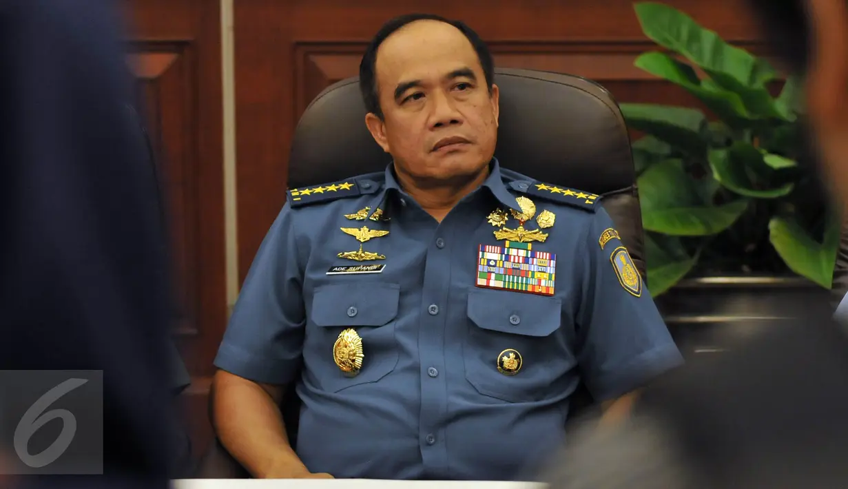 KSAL Laksamana TNI Ade Supandi saat menghadiri Rapim Kemhan RI Tahun 2016, Jakarta, Selasa (12/1/2016). Rapat membahas tentang meningkatkan sistem pertahanan negara dan kemandirian industri pertahanan. (Liputan6.com/Johan Tallo)