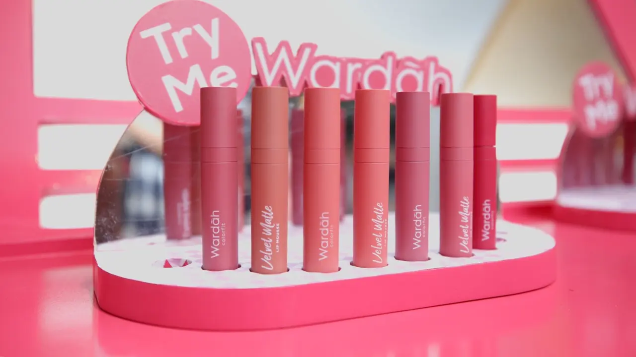 Lipstik ringan tanpa membuat bibir kering