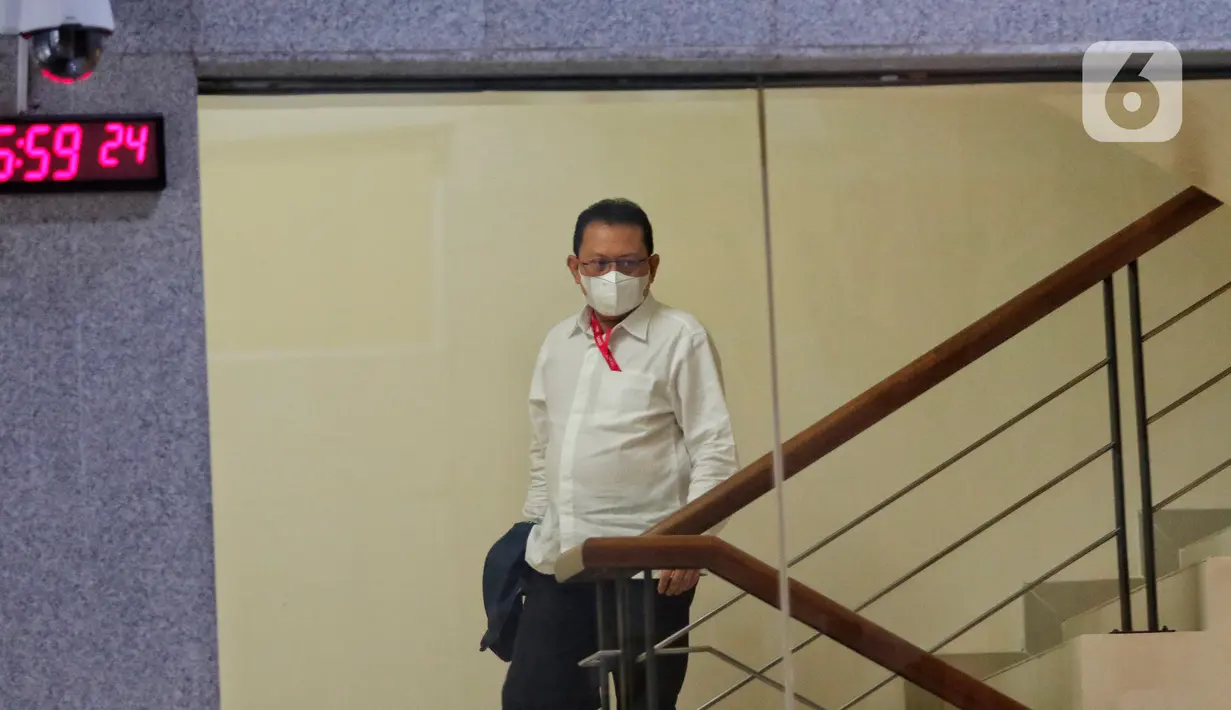 Hasbi Hasan diperiksa terkait kasus dugaan suap pengurusan perkara di Mahkamah Agung (MA). (Liputan6.com/Angga Yuniar)