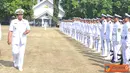 Citizen6, Surabaya: Sebelum itu dilakukan pemeriksaan pasukan dalam rangka Sertijab Danpusdikbanmin oleh Dankodikdukum Kolonel Laut (T) Tri Sunu Prasetyo. (Pengirim: Penkobangdikal)