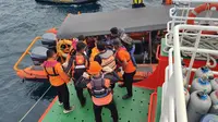 Tercium Bau Menyengat, Tim SAR Temukan 1 Lagi WNA Spanyol Korban KM Putri Sakinah Tenggelam