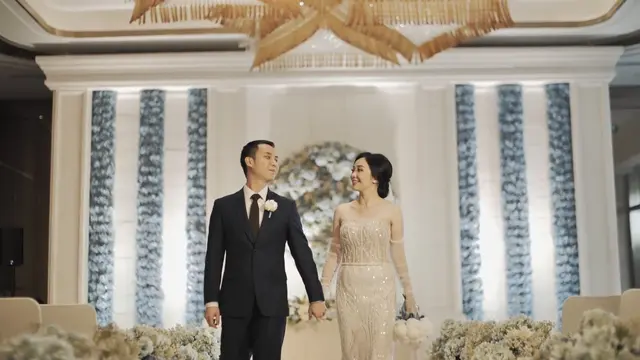 Detail Gaun Pengantin yang Dikenakan untuk 3 Prosesi Berbeda
