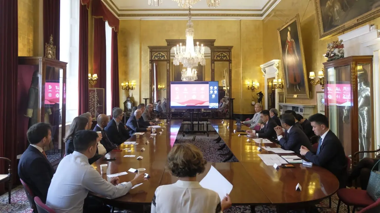 Ketua ASEAN Business Advisory Council (ASEAN-BAC) Arsjad Rasjid melakukan roadshow ASEAN-BAC di London, Inggris, pada 14-18 Mei 2023. (Dok Kadin Indonesia)