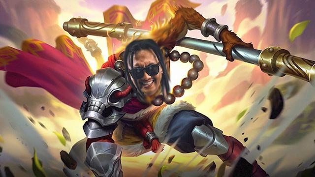 6 Potret Gaya Rambut Gimbal Uus Komika, Sudah Jadi Impian Sejak Kuliah