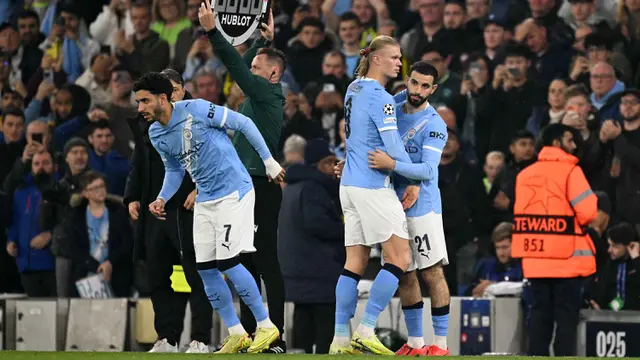 Phil Foden Buktikan Kualitas, Manchester City Pesta Gol di Kandang Sendiri