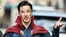 Benedict Cumberbatch melanggar aturan Marvel saat syuting Infinity War. Lucunya ia malah membeberkan hal itu. (Digital Spy)