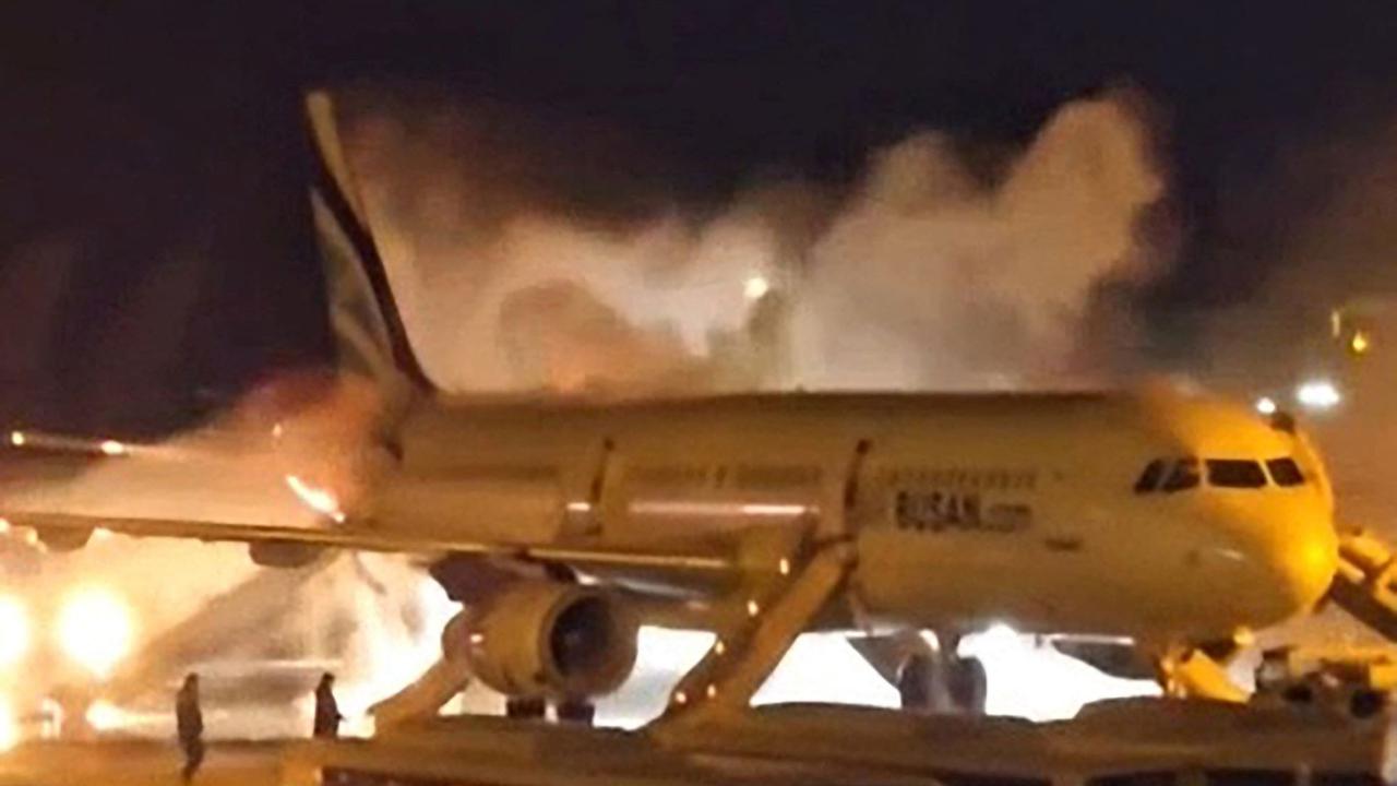Pesawat Air Busan terbakar di Korea Selatan