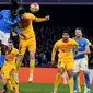 Bertandang ke Stadion Diego-Armando-Maradona, Barcelona harus puas bermain imbang. (Tiziana FABI/AFP)