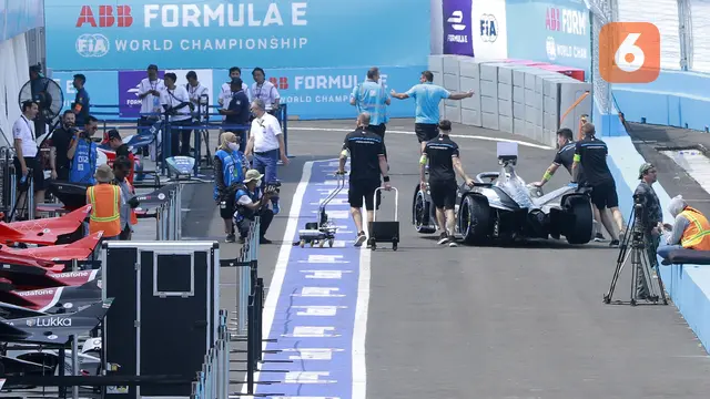 Suasana Sirkuit Formula E Jakarta Jelang Balapan