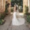 Detail Gaun Pengantin Dua Lipa dari Chanel yang Dikerjakan Hampir dari 5 Ribu Jam