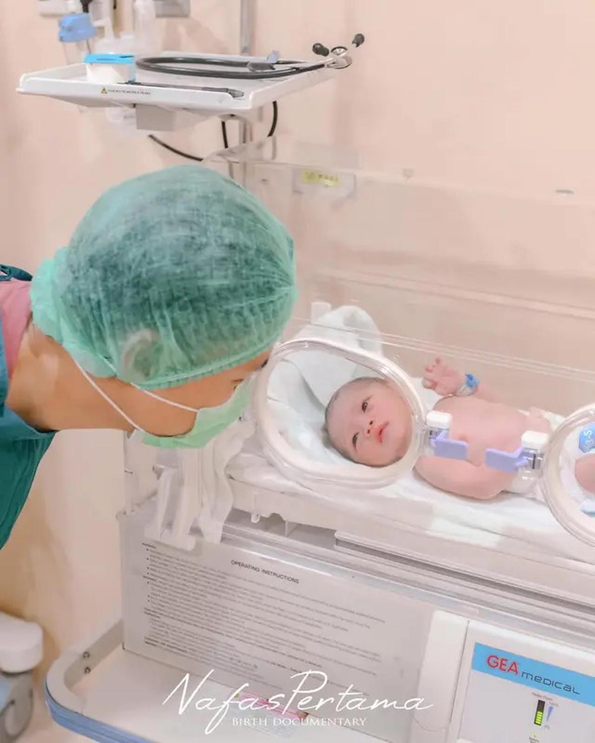Potret Clarissa Putri Melahirkan Anak Pertama, Perjuangan yang Tidak Akan Dilupakan