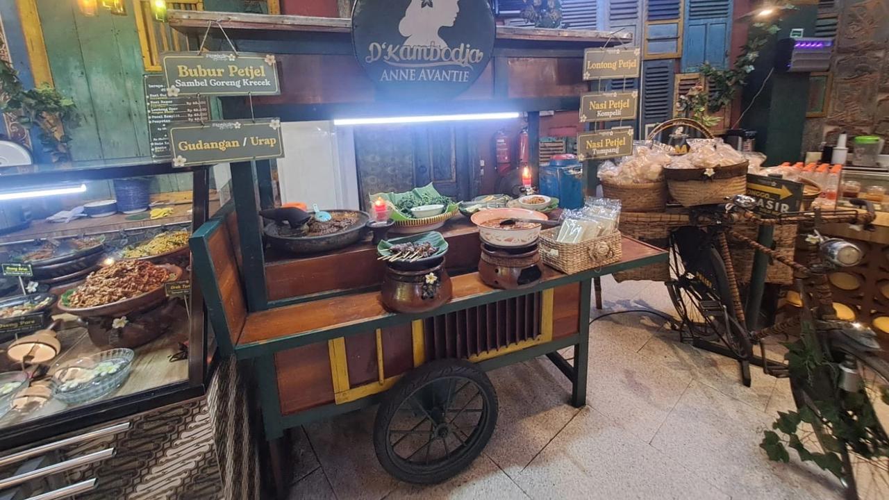 D'Kambodja Heritage Dapur Ndeso by Anne Avantie